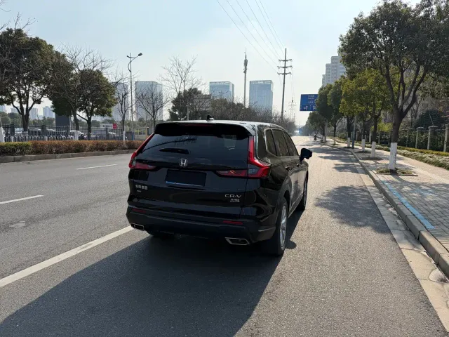 Honda CR-V — Фото автомобиля 4