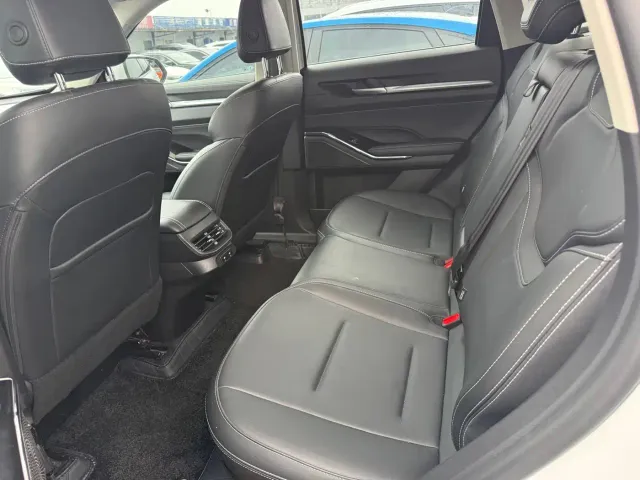 Haval H6 — Фото автомобиля 12
