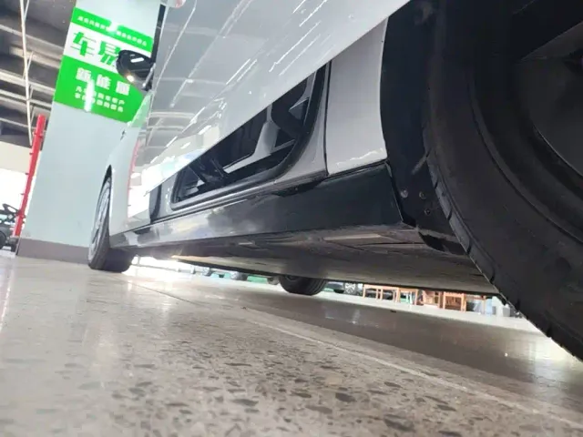 Li Auto MEGA — Фото автомобиля 21