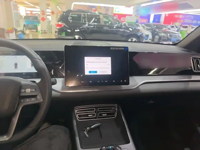 BYD Song Pro — Фото автомобиля 9