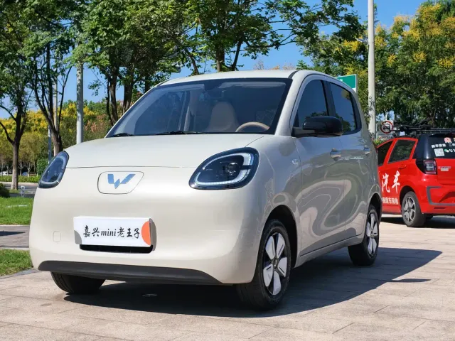 Фотография автомобиля — Wuling Hongguang Mini EV