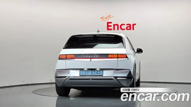 Hyundai Ioniq 5 — Фото автомобиля 4