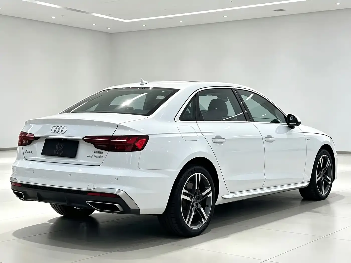 Audi Audi A4L 2023 40 TFSI Fashion Dynamic — Фото автомобиля 6