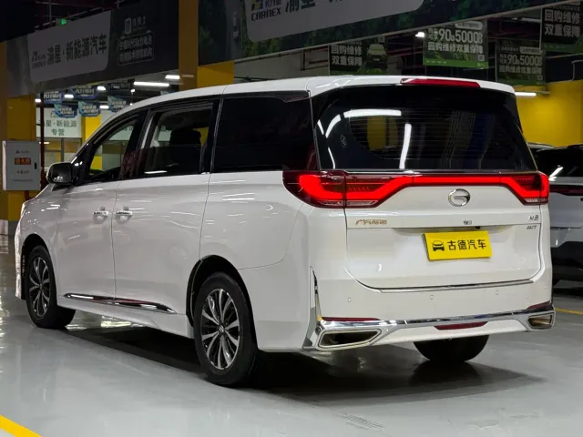 GAC Trumpchi M8 — Фото автомобиля 5
