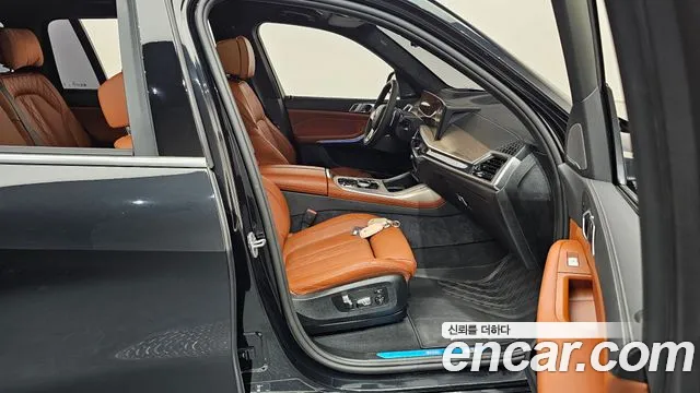 BMW X7 G07 — Фото автомобиля 16