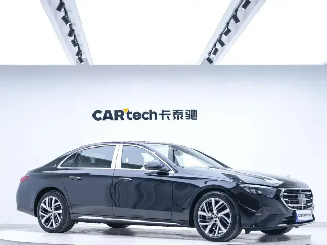 Mercedes-Benz E-Class — Фото автомобиля 7