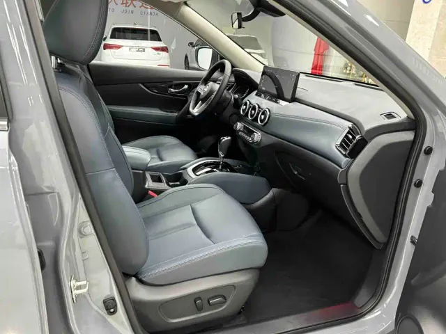 Nissan X-Trail — Фото автомобиля 19