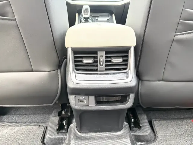 Dongfeng Aeolus Yixuan MAX 2021 1.5T Super Cool Dad Edition — Фото автомобиля 24