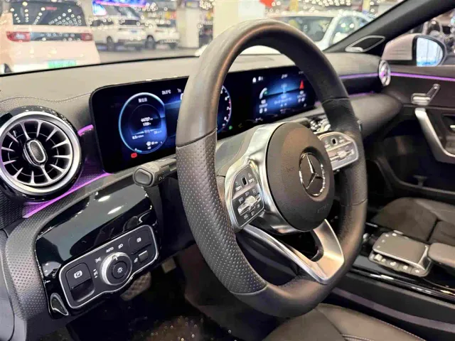 Mercedes-Benz A-Class — Фото автомобиля 20