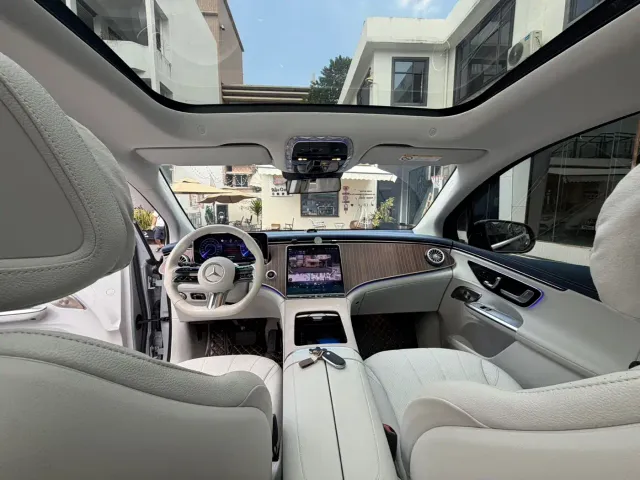 Mercedes-Benz EQE SUV — Фото автомобиля 5