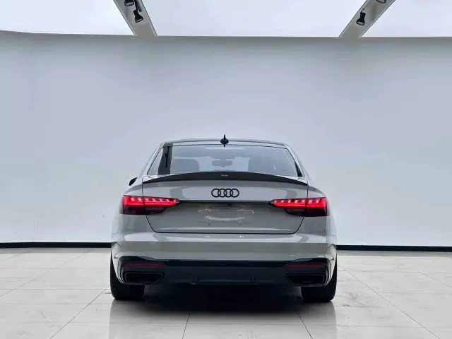 Audi A4L — Фото автомобиля 18