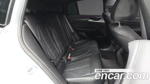 BMW X4 xDrive20i M Sport — Фото автомобиля 11