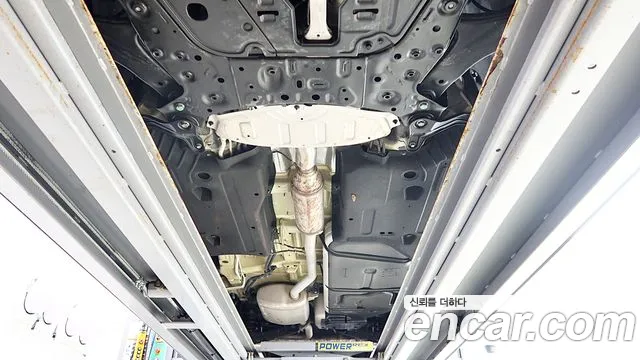 Kia Canival Carnival 4 поколение 9 мест Prestige — Фото автомобиля 20
