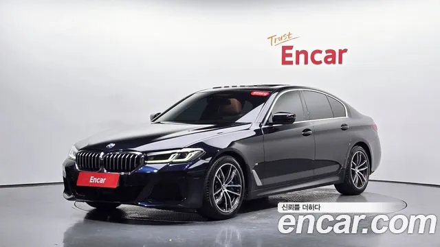 BMW 5-Series — Фото автомобиля 11