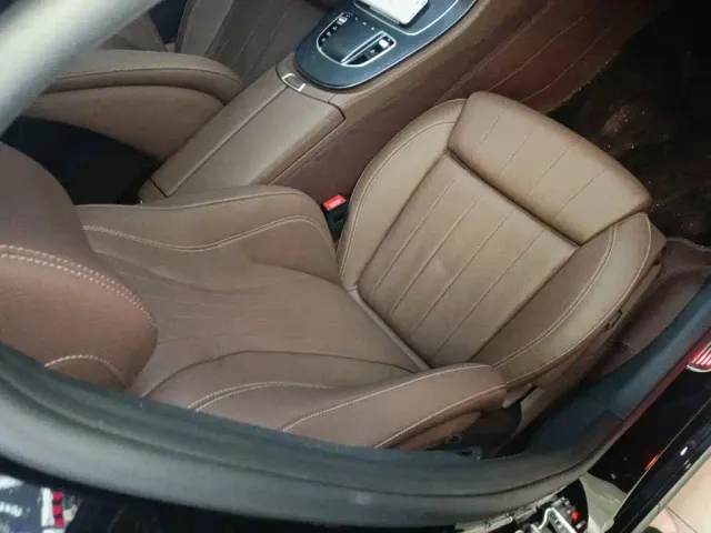 Mercedes-Benz E-Class — Фото автомобиля 19