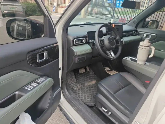 Baojun Yep Plus — Фото автомобиля 12