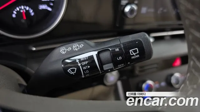 Kia Canival Carnival 4 поколение Бензин 9 мест Prestige — Фото автомобиля 26