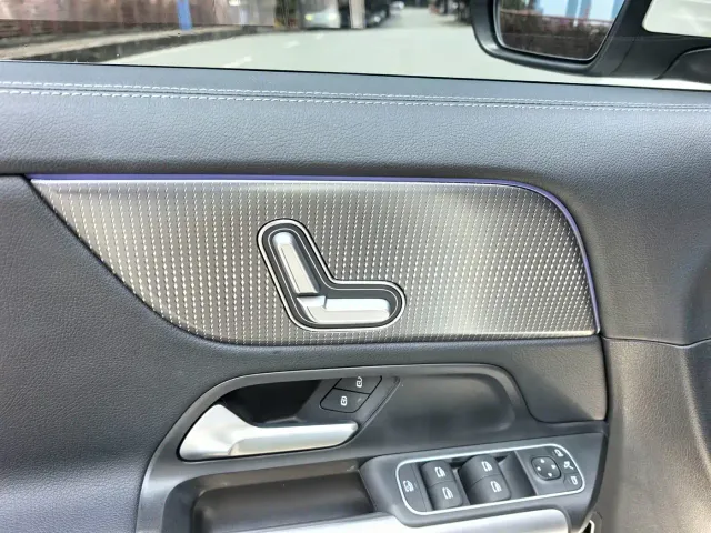 Mercedes-Benz EQA — Фото автомобиля 8