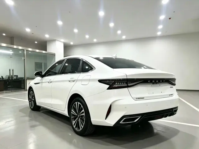 Chery Arrizo 8 — Фото автомобиля 7