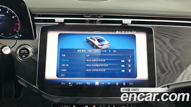 Mercedes-Benz E-Class — Фото автомобиля 16
