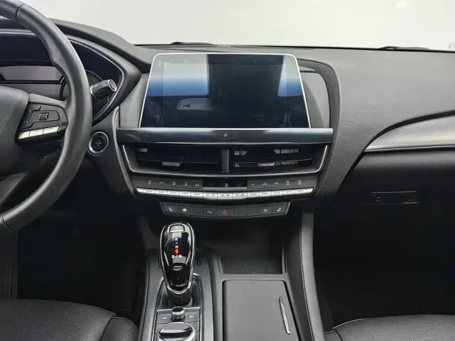 Cadillac CT5 — Фото автомобиля 12