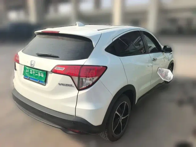 Honda Vezel — Фото автомобиля 6