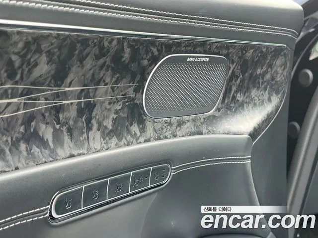 Genesis G90 — Фото автомобиля 13