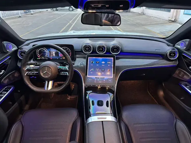 Mercedes-Benz C-Class — Фото автомобиля 4