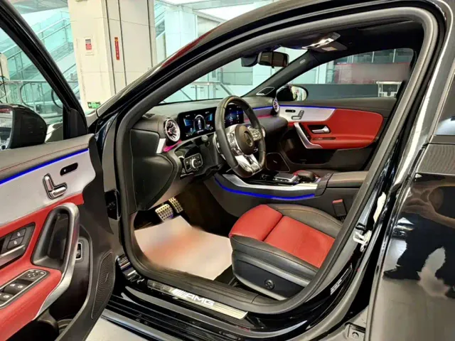 Mercedes-Benz A-Class AMG — Фото автомобиля 16