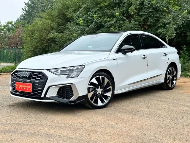 Фотография автомобиля — Audi A3