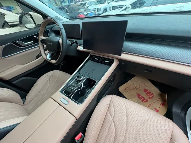 Chery Tiggo 8L — Фото автомобиля 17