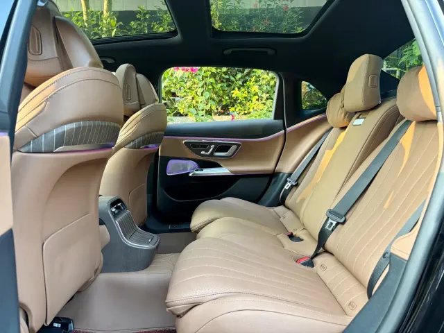 Mercedes-Benz E-Class — Фото автомобиля 6
