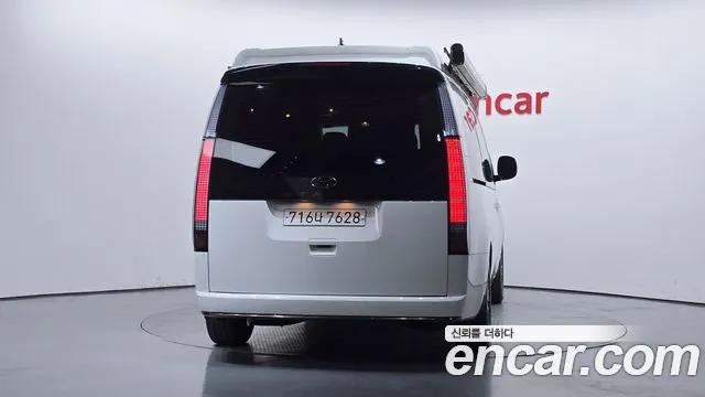 Hyundai Staria Staria 2WD автодом — Фото автомобиля 4