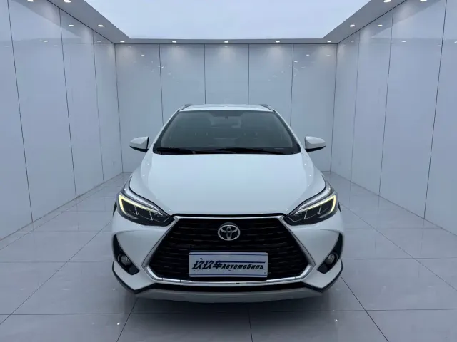 Toyota YARiS L Zhi Xuan — Фото автомобиля 2