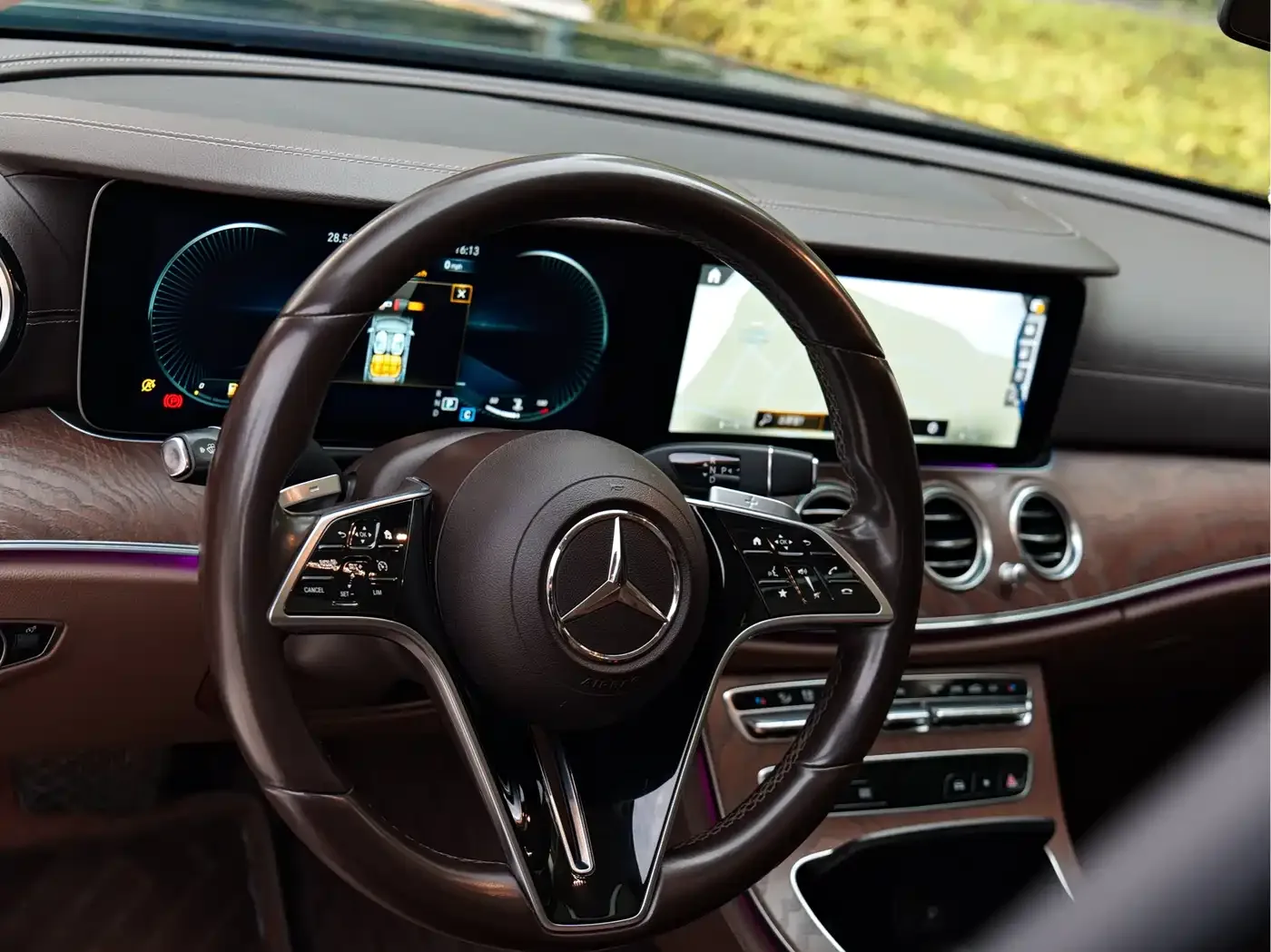 Mercedes-Benz Mercedes-Benz E-Class 2022 Second Facelift E 300 L Fashion — Фото автомобиля 11