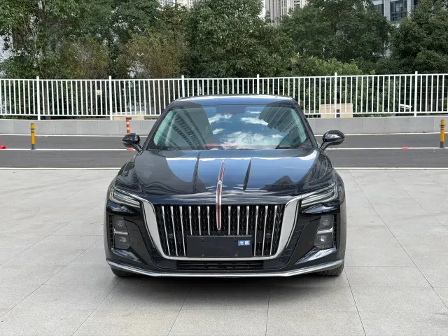 Hongqi H5 — Фото автомобиля 2