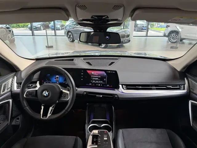 BMW X1 — Фото автомобиля 13