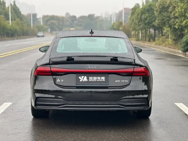 Audi A7 — Фото автомобиля 6