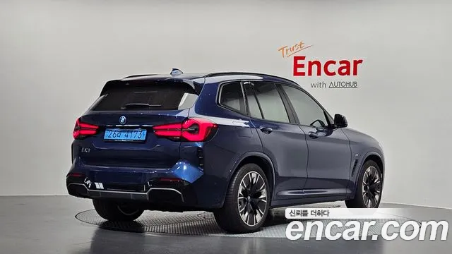 BMW iX3 G08 (2020–2024) — Фото автомобиля 2