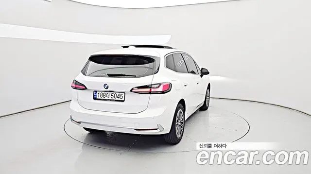 BMW 2 Series U06 — Фото автомобиля 2