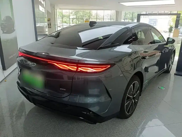 BYD Han L — Фото автомобиля 6