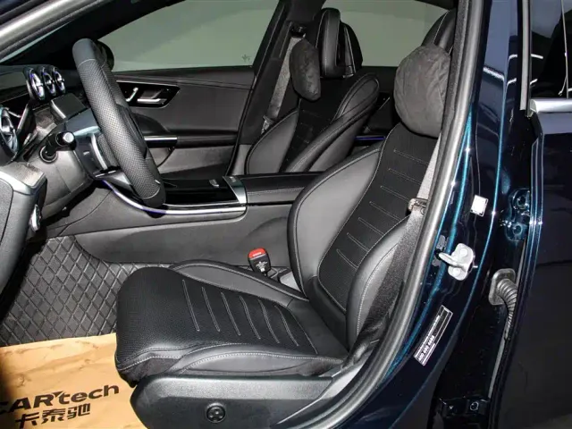 Mercedes-Benz C-Class — Фото автомобиля 18