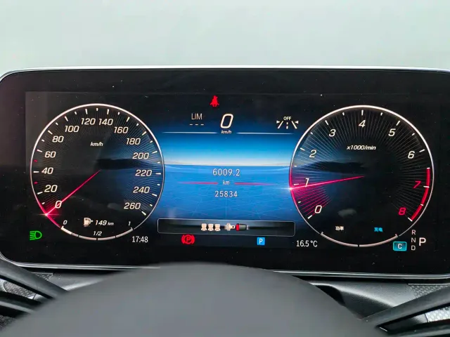 Mercedes-Benz C-Class — Фото автомобиля 15