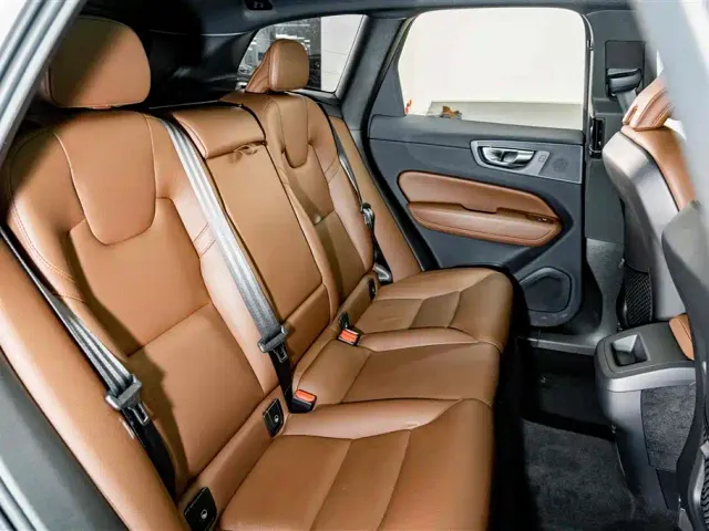 Volvo XC60 — Фото автомобиля 22