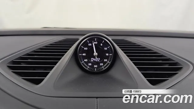 Porsche Macan — Фото автомобиля 25