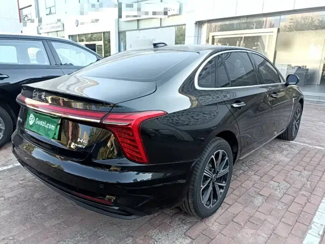 Hongqi H5 PHEV — Фото автомобиля 6