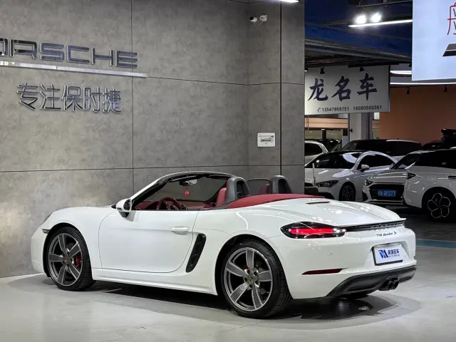 Porsche 718 — Фото автомобиля 7