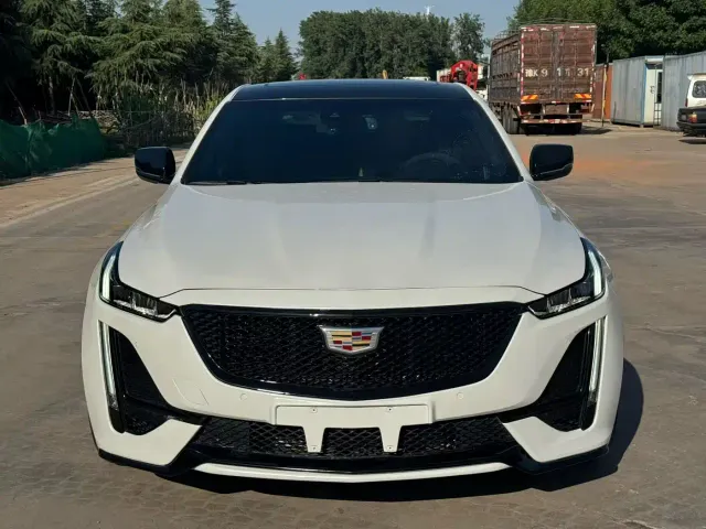 Cadillac CT5 — Фото автомобиля 2