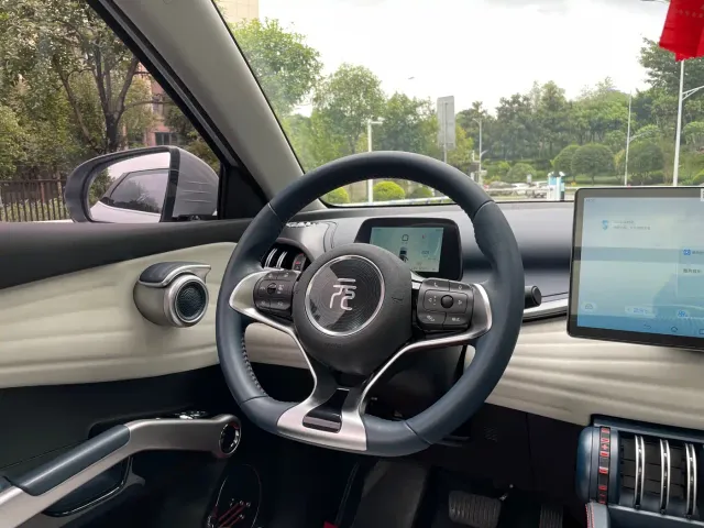 BYD Yuan PLUS — Фото автомобиля 15