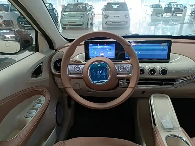 Wuling Bingo — Фото автомобиля 10